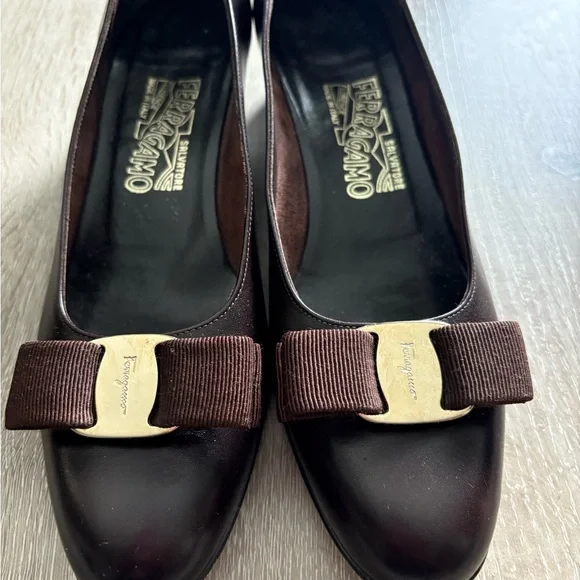 🔥Beautiful Ferragamo loafers !😍🥰 - Picture 1 of 4